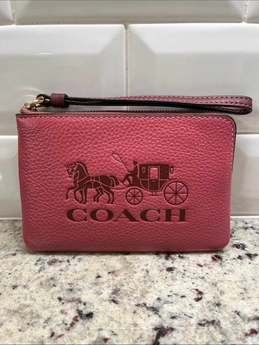 Coach Leather Horse & Carriage Corner Zip Wristlet NWT